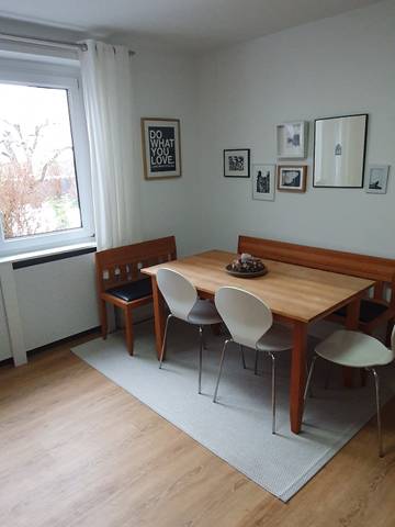 Vacation Rental for 4 Guests in Sinzing, Hopfenland Hallertau, Picture 4