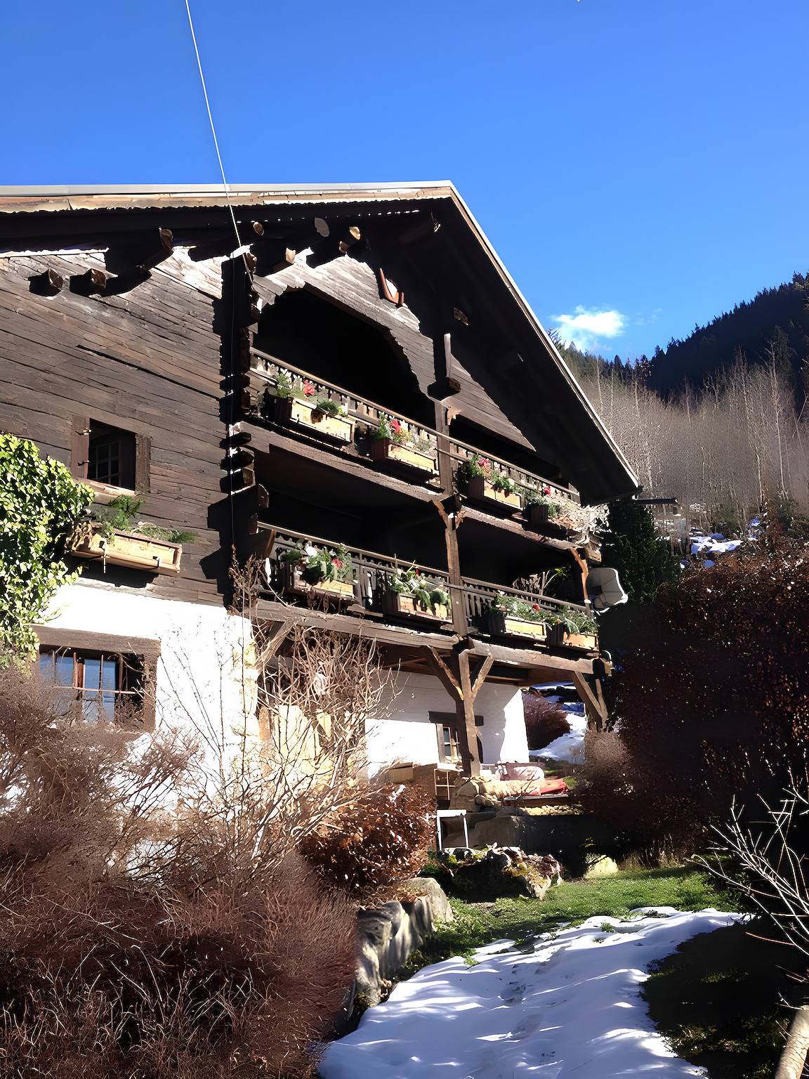 Chalet 'Authentique Luxe Piscine' avec vue sur les montagnes, piscine privée et Wi-Fi in Les Contamines-Montjoie, Pays du Mont-Blanc