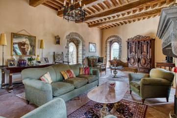 Villa Con Piscina per 30 Persone in Gubbio, Umbria, Foto 2