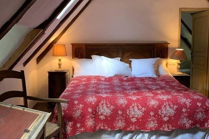 Location de vacances pour 8 personnes, avec jardin et balcon, animaux acceptés à Bozouls - 4