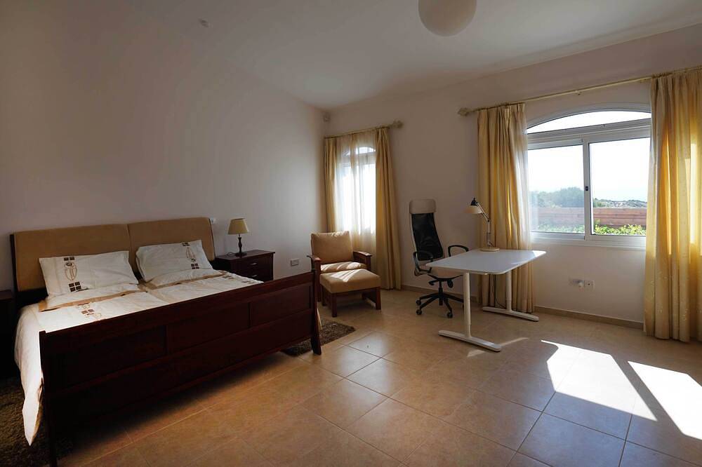 Neu! Luxusvilla am Meer mit privatem Pool und atemberaubendem Meerblick in Πισσούρι, Südzypern