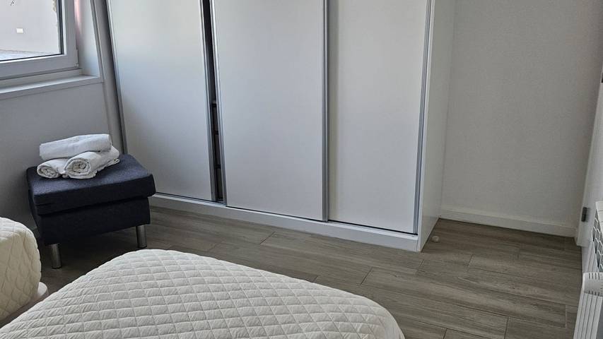 Location de vacances pour 10 personnes, avec terrasse ainsi que piscine et jardin à Vila Nova de Gaia - 2