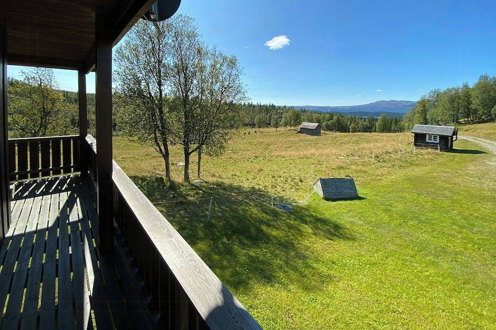Traditionelle Almhütte mit Blick auf Skogshorn in Hemsedal