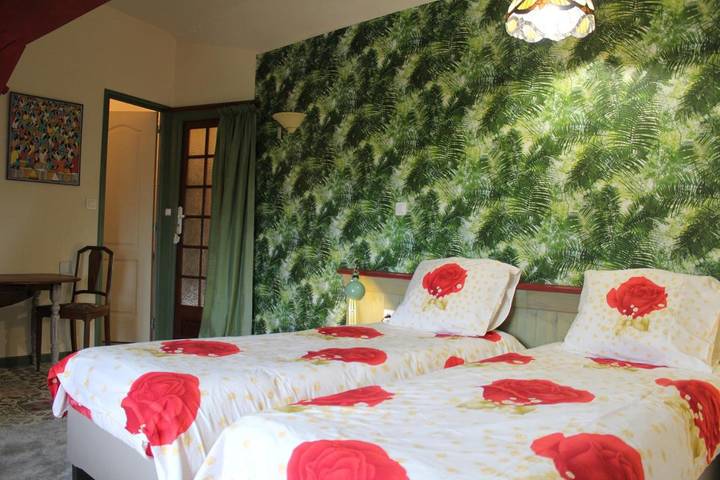 Gîte pour 4 personnes, avec vue et jardin à Millay - 3