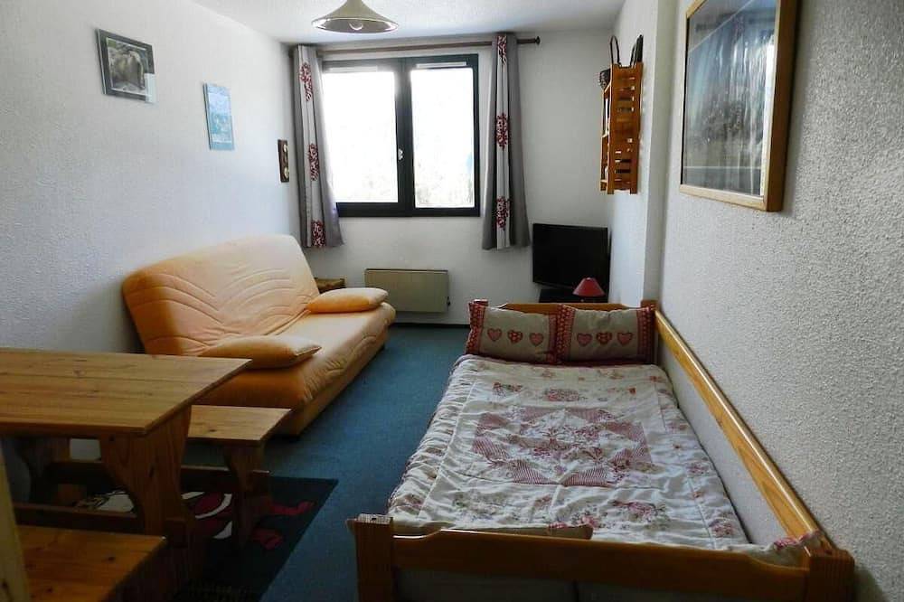 Ganze Wohnung, 200m bis zum stadtzentrum, blick tal/skipisten, balkon, parkmöglichkeiten, schließfach für die skier in La Ferrière, Le Pleynet