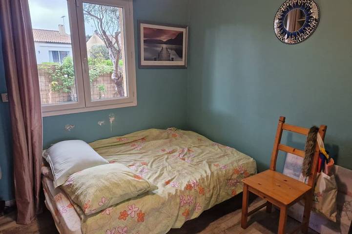 Location de vacances pour 6 personnes, avec terrasse ainsi que jacuzzi et jardin à Cournonsec - 4