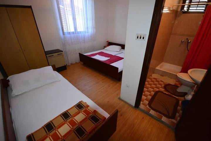 Ferienwohnung für 3 Personen, mit Balkon/Terrasse in Sveti Filip i Jakov