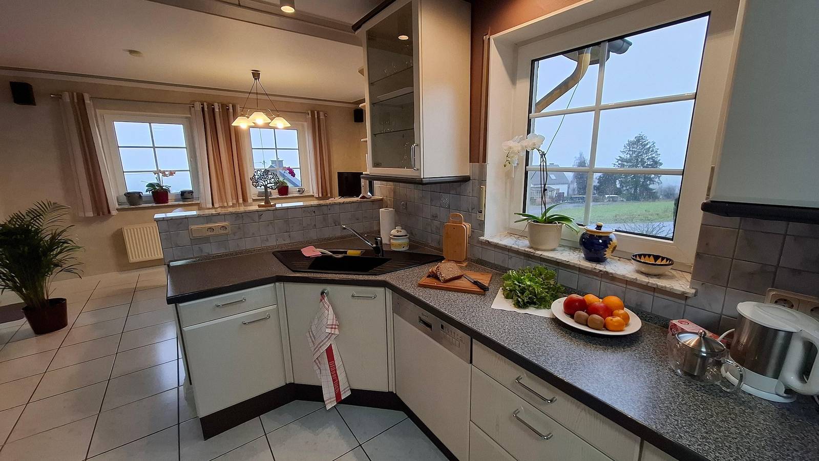 Apartamento vacacional entero, 4-Bett-Ferienwohnung Bad/Wc, 2 Schlafräume in Bitburg-Prüm