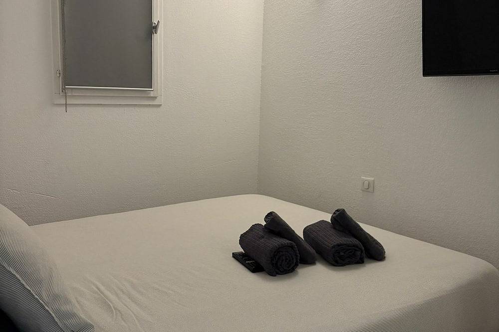 Appartement entier, Beach Tropez :  Charme et confort à deux pas de la plage, avec piscine in Gassin, Côte méditerranéenne (France)