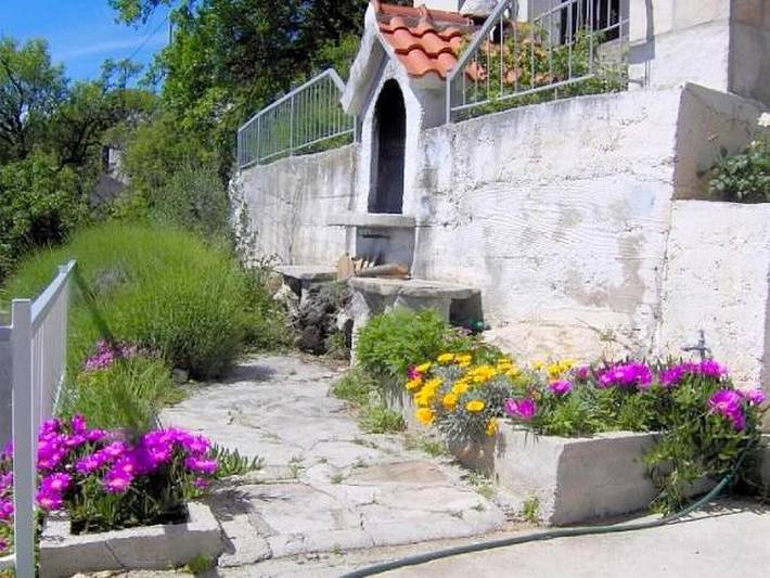 Ferienwohnung für 4 Personen, mit Terrasse an der Makarska Riviera - 2