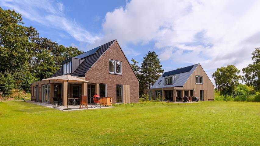 Ferienhaus für 12 Personen, mit Terrasse und Garten - 1