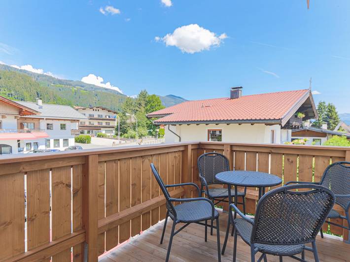 Ferienwohnung für 8 Personen, mit Balkon in Brixen im Thale - 2