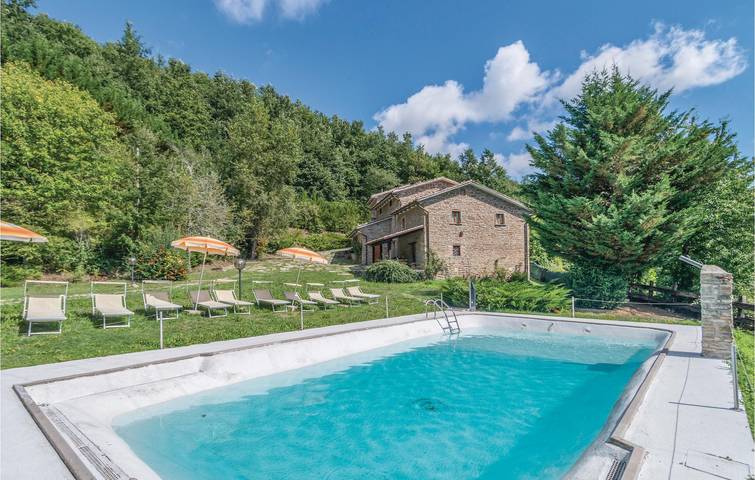 Ferienhaus für 19 Personen, mit Terrasse und Pool, mit Haustier in Marche - 2