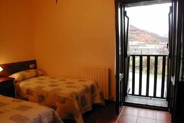 Casa Rural para 4 Personas en Gavín, Biescas, Foto 1