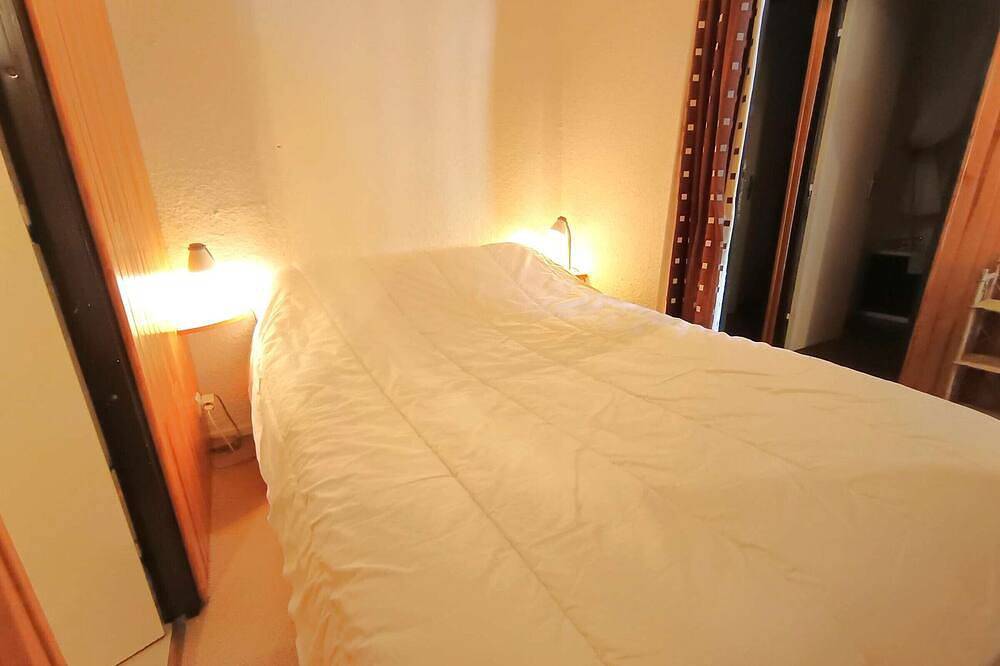 Appartement entier, Studio cabine 6 personnes avec balcon et kitchenette équipée à Piau-Engaly in Piau-Engaly, Aragnouet