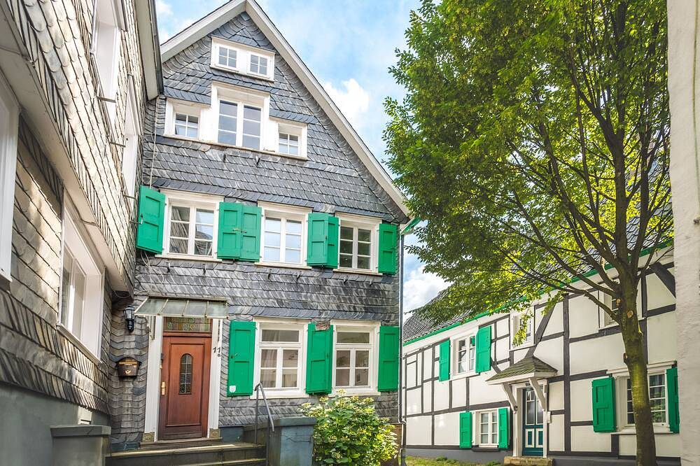 Entire apartment, Ferienwohnung/app. für 4 Gäste mit 70m² in Solingen in Solingen, Bergisch region