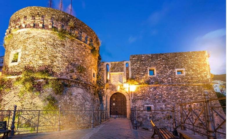 Apartamento de vacaciones para 6 personas, con jardín además de piscina y vistas, Se admiten mascotas - 1
