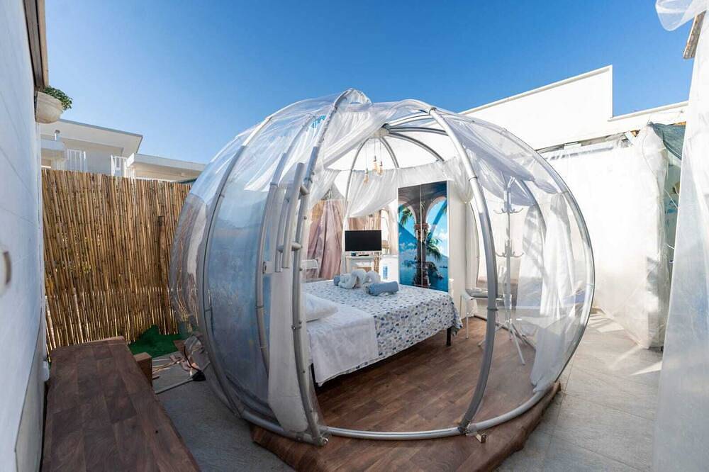 Bubble View in Bisceglie, Via Francigena