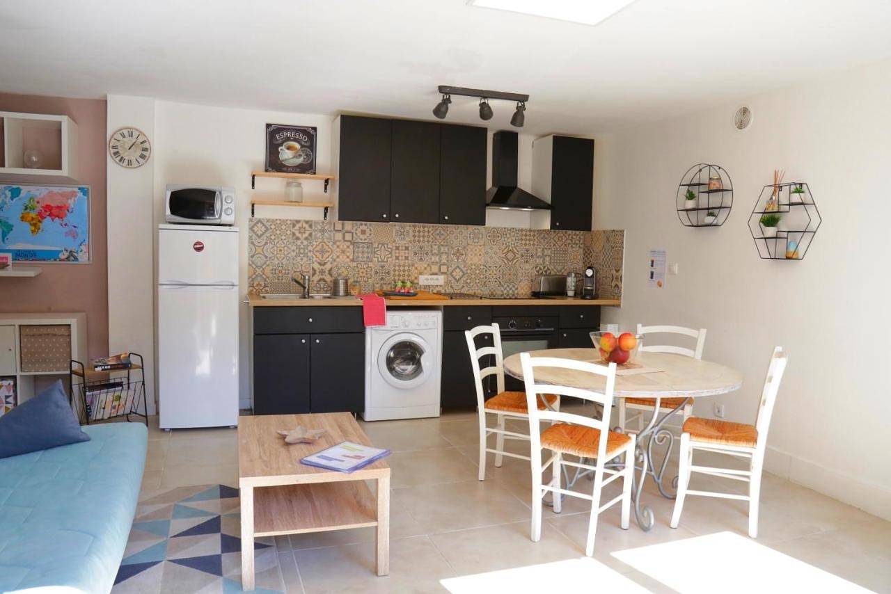 Appartement entier, Standard Apartment in Monchy-Saint-Éloi, Oise