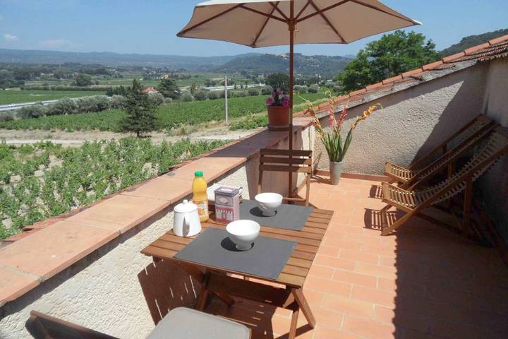 Chambre d’hôte pour 2 personnes, avec jardin ainsi que terrasse et vue, animaux acceptés à La Cadière-d'Azur - 3