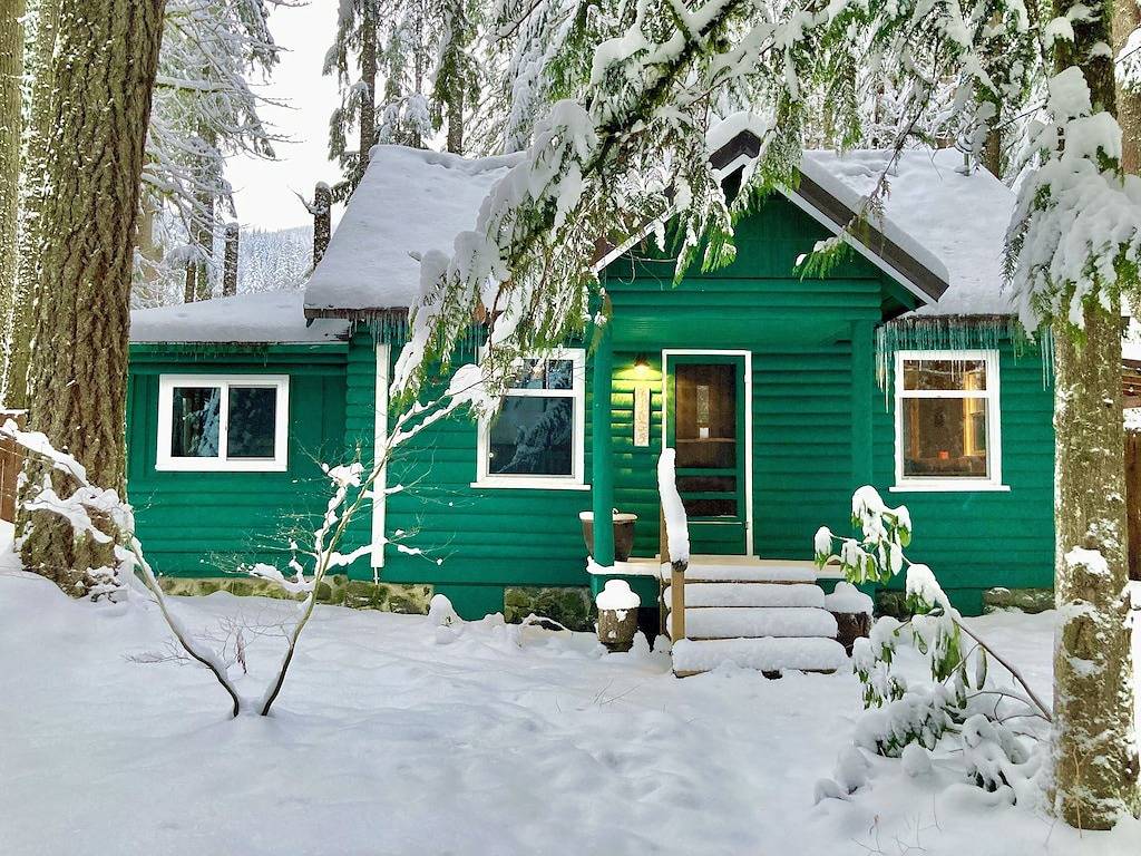 Cozy with Modern Comforts, Ev Charger, Huge Fenced Yard, Last Minute Feb Deals in Welches, Mount Hood