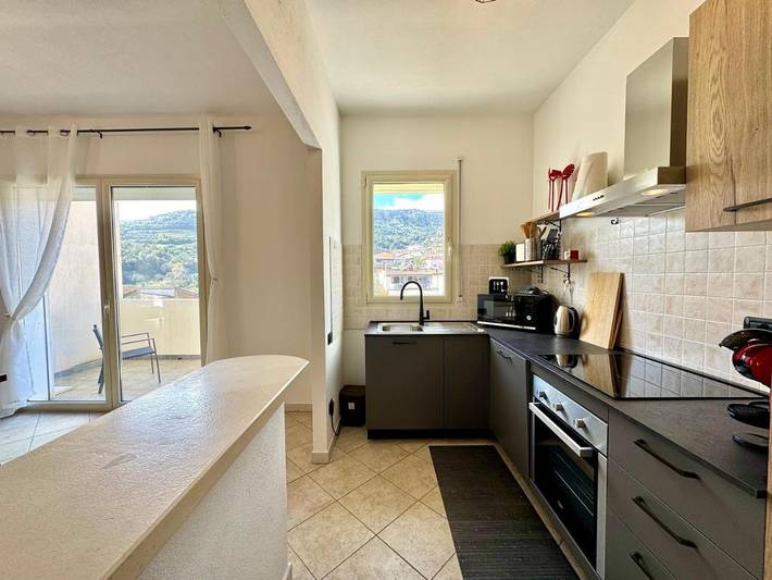 Gîte pour 4 personnes, avec balcon et vue à Loceri - 4