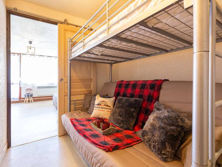 Gîte pour 5 personnes dans Office De Tourisme De Saint Laurent Soulan - 4