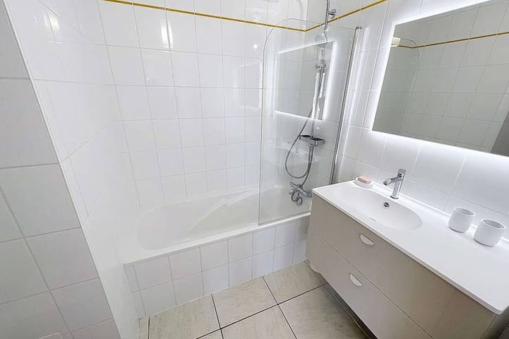 Gîte pour 2 personnes, avec balcon dans Casino Club Granville - 2