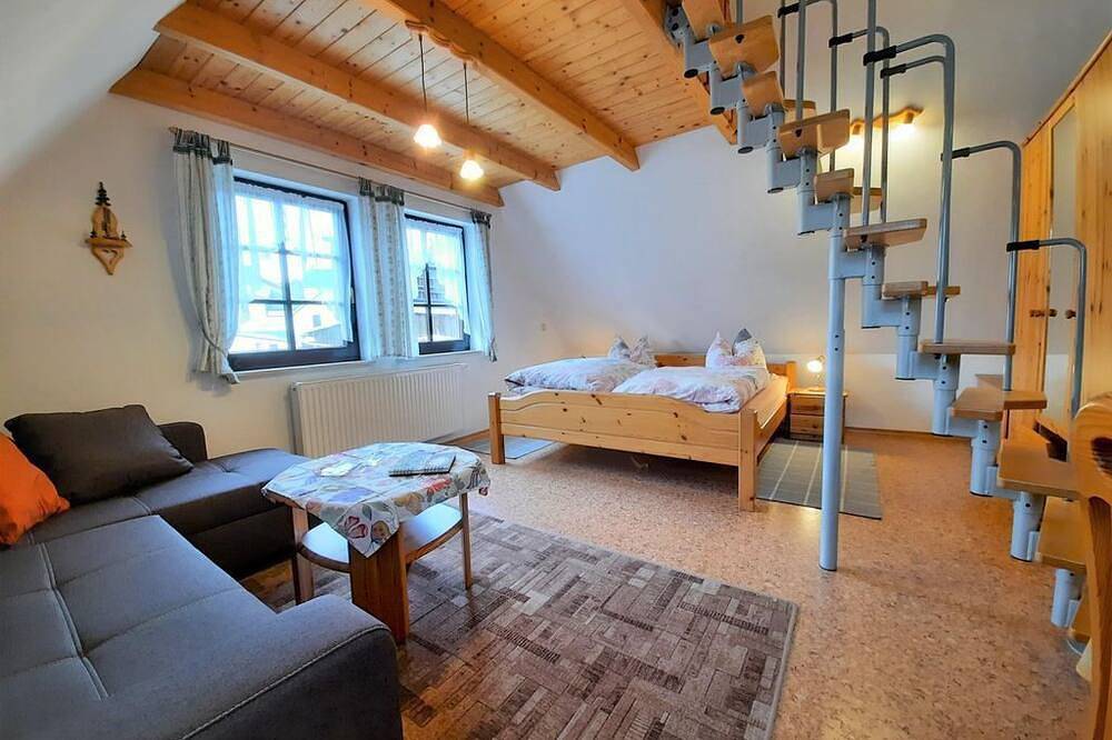 Ganze Wohnung, Doppelzimmer, Dusche, Wc, Hoher Berg - Ferienhof Wilfert in Mühlental, Chemnitz und Umgebung