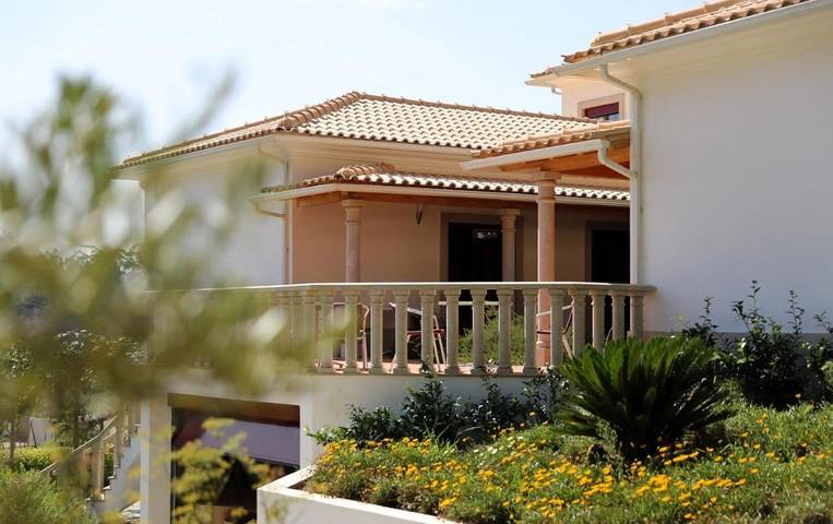 Maison de campagne pour 3 personnes, avec piscine ainsi que vue et jardin à Figueiró dos Vinhos - 2