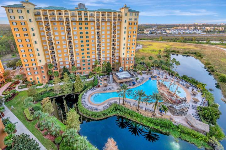 Apartamento de vacaciones para 6 personas, con vistas al lago además de piscina y jardín - 1