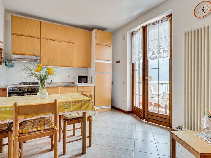 Ferienwohnung für 3 Personen, mit Balkon und Pool sowie Garten in Gravedona - 4