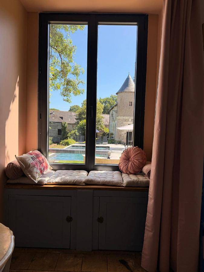 Gîte pour 4 personnes, avec piscine ainsi que vue et jardin à Fondettes - 2