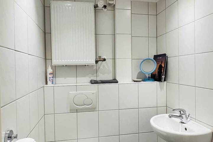 Ganze Wohnung, Großes und helles Innenstadt Apartment - Ferienwohnung in Bad Homburg vor der Höhe, Bad Homburg