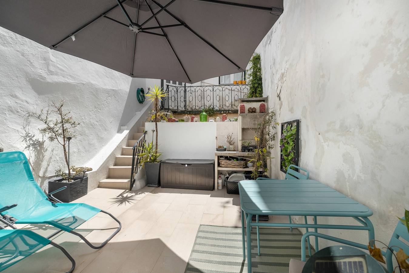 Entire apartment, Príncipe Real Terrace and Jacuzzi Apartment in Lisbon, Costa de Lisboa
