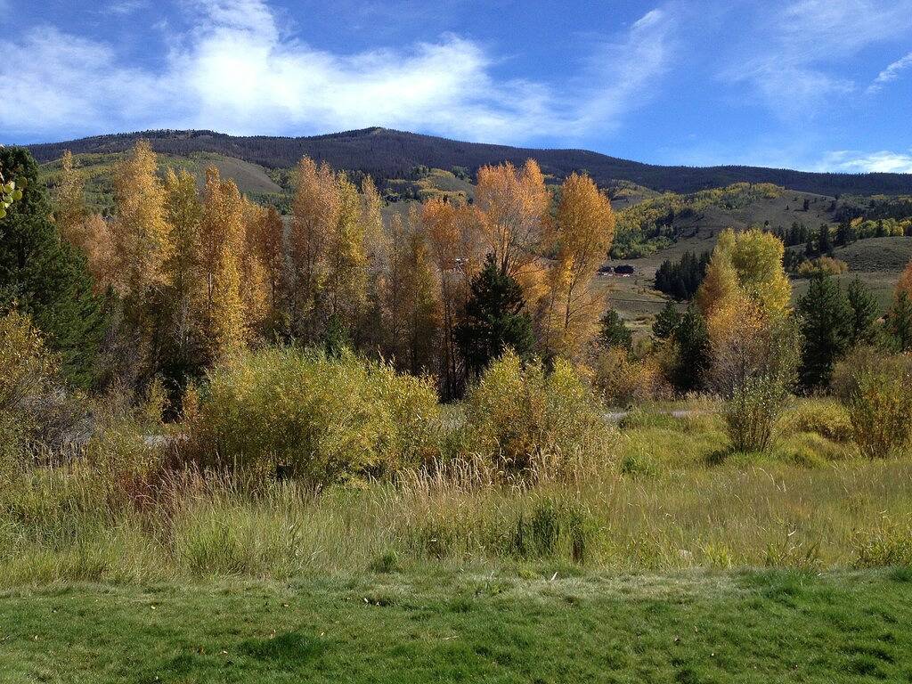 Schöne Aussicht auf die Berge - Luxury Riverside Townhome - Private Whirlpool - Wifi in Silverthorne, Arapaho and Roosevelt National Forests