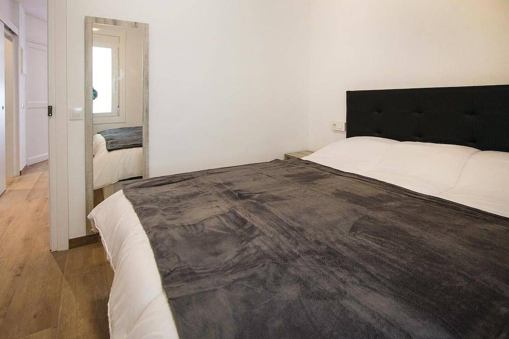 Entire apartment, Lovely apartment in Blanes with Wifi in Blanes, Costa Brava