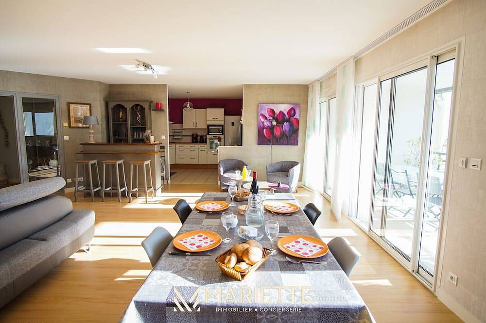 Apartamento entero, -Dalia- Appartement Centre-Ville-Terrasse-Parking in Concarneau, Region de Quimper