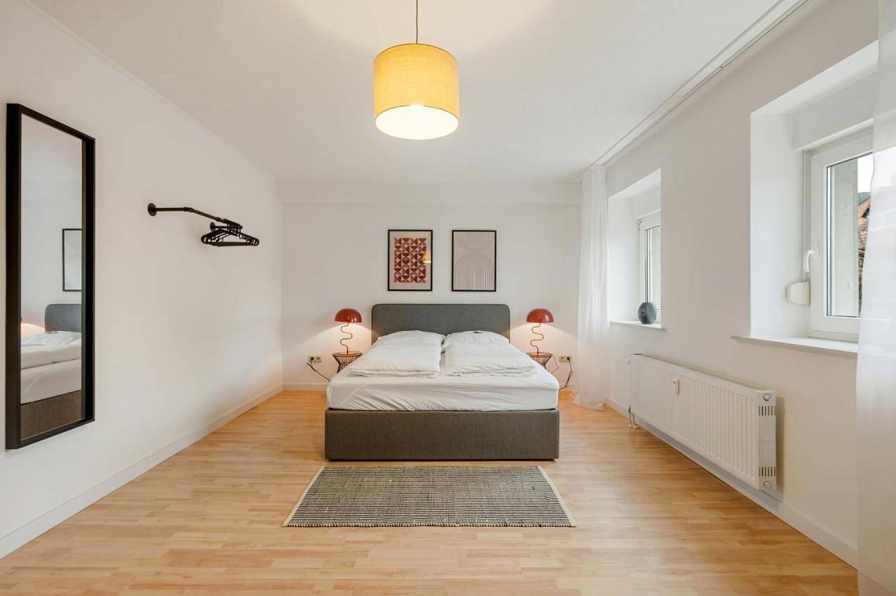 Ganze Wohnung, Lahnblick 3 Schlafzimmer, Parkplatz, Wlan in Lahntal (Hessen), Landkreis Marburg-Biedenkopf