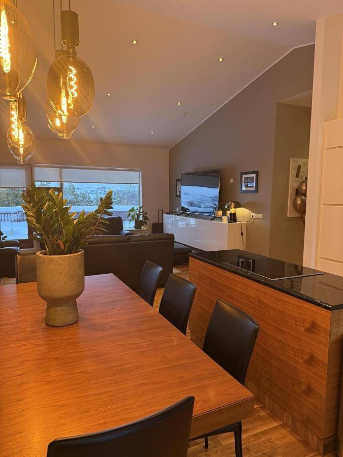 Location de vacances pour 7 personnes, avec vue et jardin à Mosfellsbær - 4