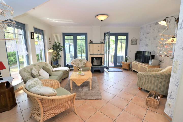 Ferienhaus für 4 Personen, mit Terrasse und Garten in Wustrow - 2