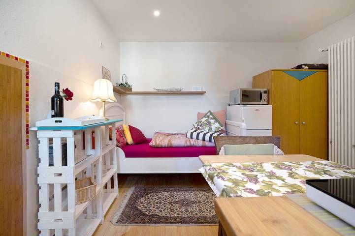 Hel lejlighed, Apartment 'Wohnen Auf Dem Weingut - Klein Und Fein' with Shared Terrace, Shared Garden and Wi-Fi in Maring-Noviand, Bernkastel-Kues Området