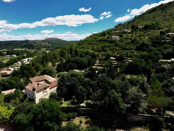 Chalet Premium con piscina condivisa in Les Vans, Cevenne