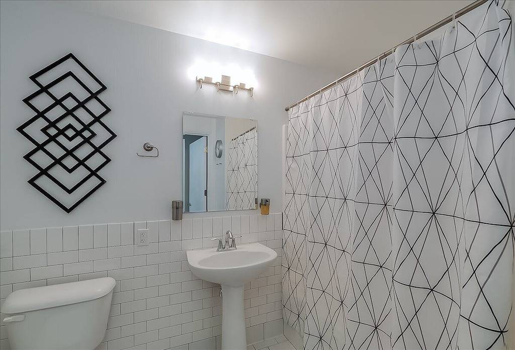 Ganze Wohnung, Graffiti Art Haus - Walk to Central Bank Arena in Lexington, Kentucky