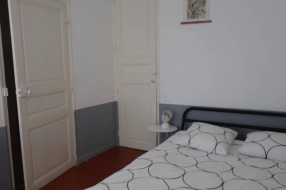 2 charming appartments, a garden and private bank of the river, in the city in Lodève, Lodève und Umgebung