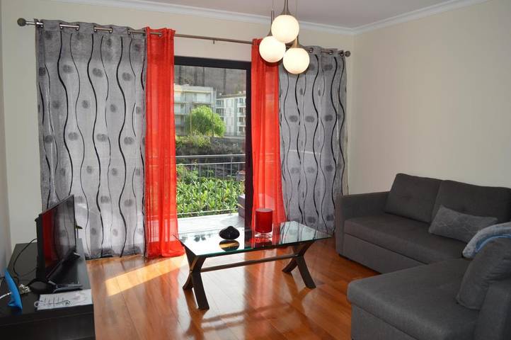 Ferienwohnung für 6 Personen, mit Balkon und Ausblick - 1