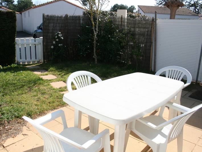 Ferienhaus für 4 Personen, mit Terrasse und Pool in La Tranche-sur-Mer - 3