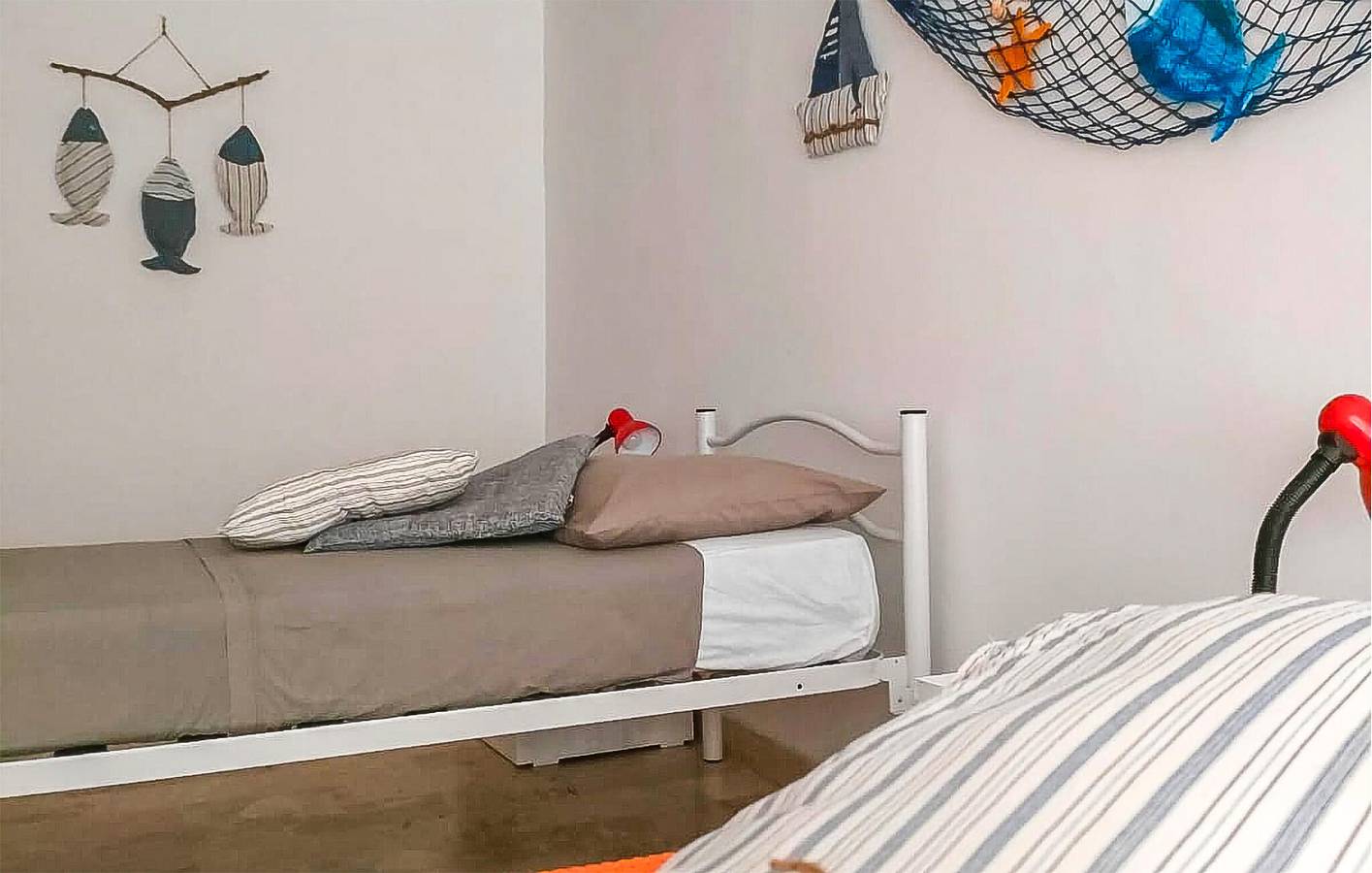 Appartement de vacances entier, Pietre Nere Beach Apartment with WiFi & AC in Pozzallo, Province de Ragusa