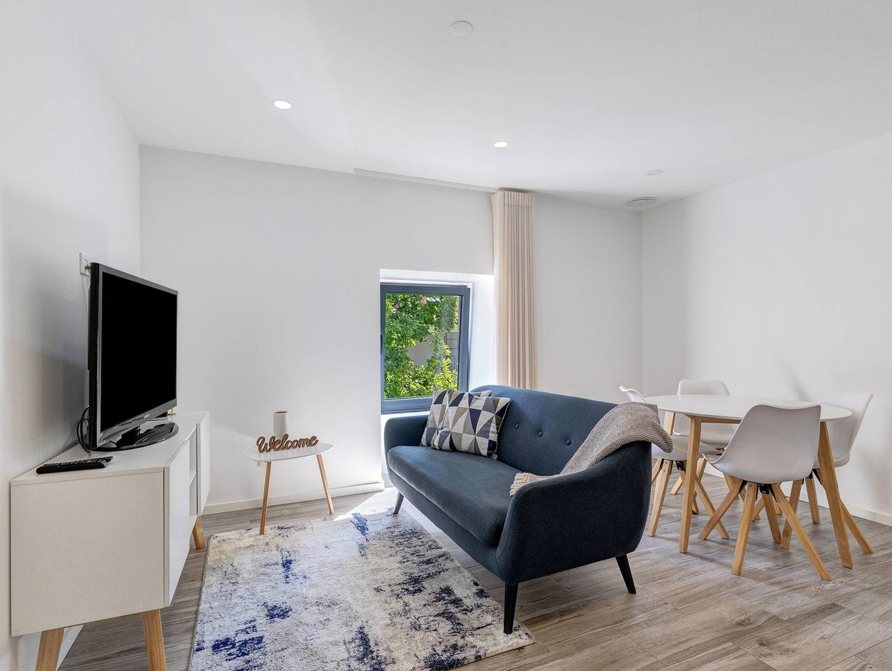 Casa da Oliveira: piscina partilhada, Wi-Fi e ar condicionado in Dornelas, Distrito de Braga