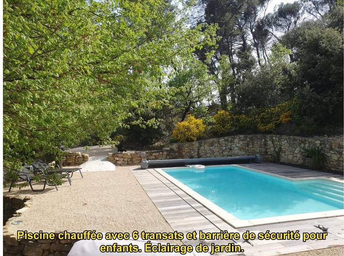 Location de vacances pour 8 personnes, avec piscine ainsi que vue et jardin à Entrechaux - 3